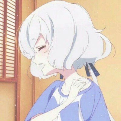 《丧尸围城4》弗兰克变身生化3吉尔 抹胸短裙贼性感
